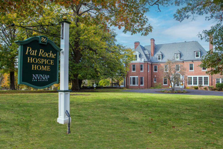 blueskygreengrasseisen_NVNA102822_82-2